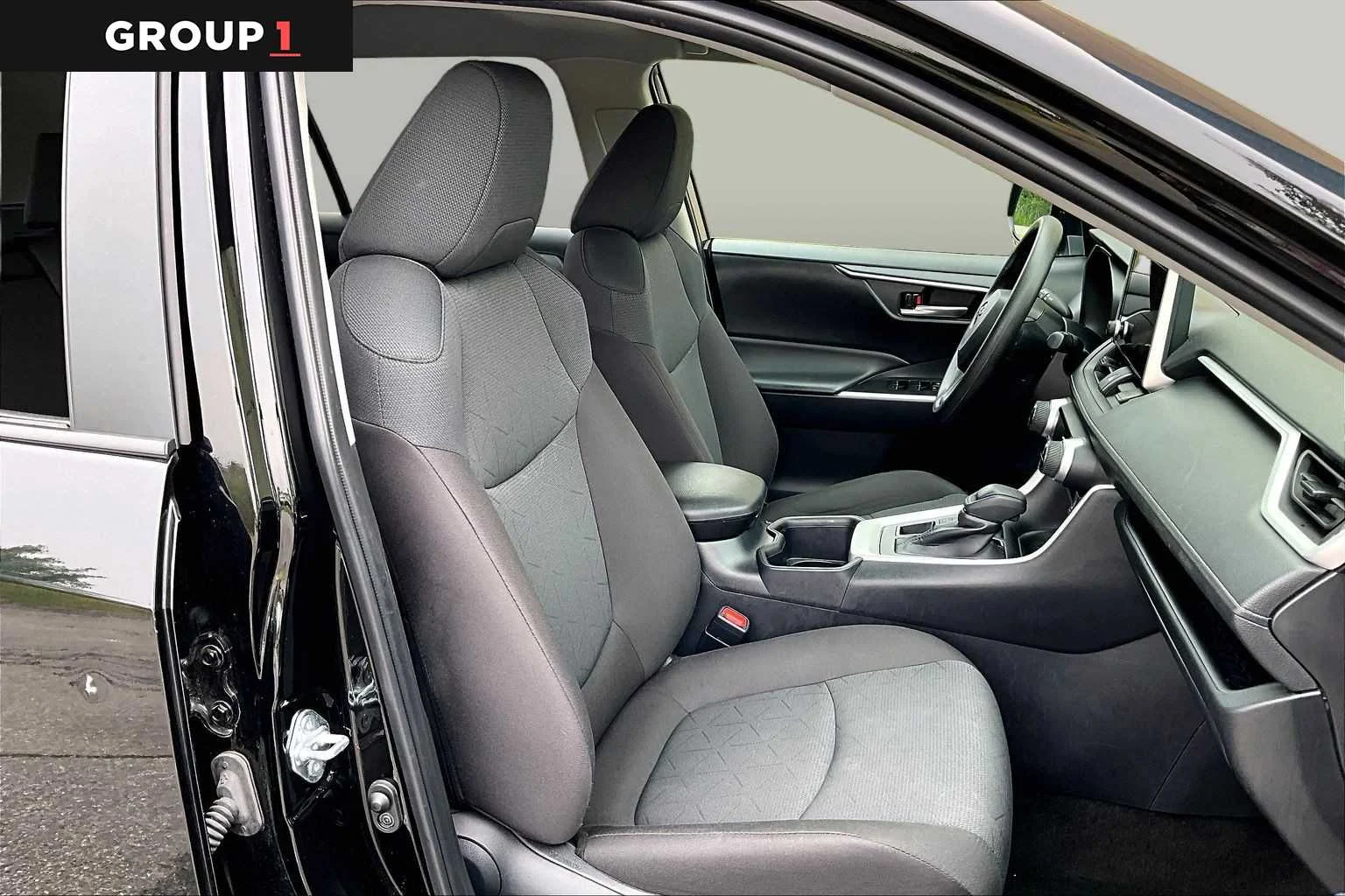 Used 2025 Midnight Black Metallic Toyota XLE image 8