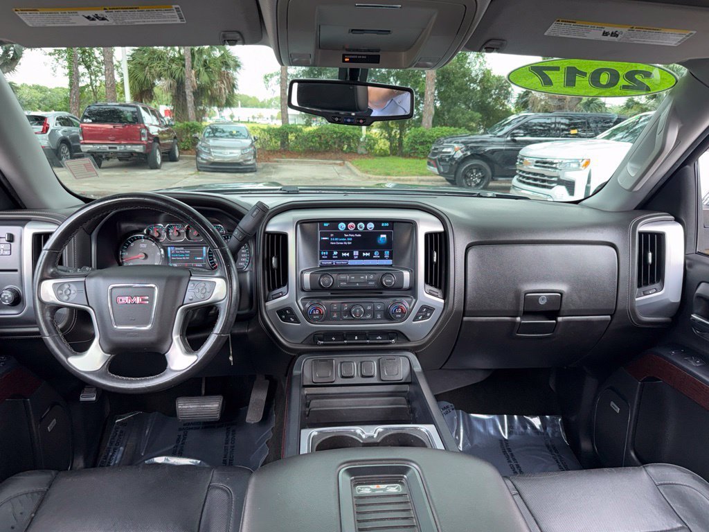 Used 2017 PEPPERDUST METALLIC GMC SLT image 16