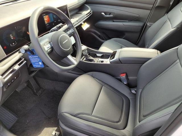 New 2026 White Hyundai SEL FWD image 36