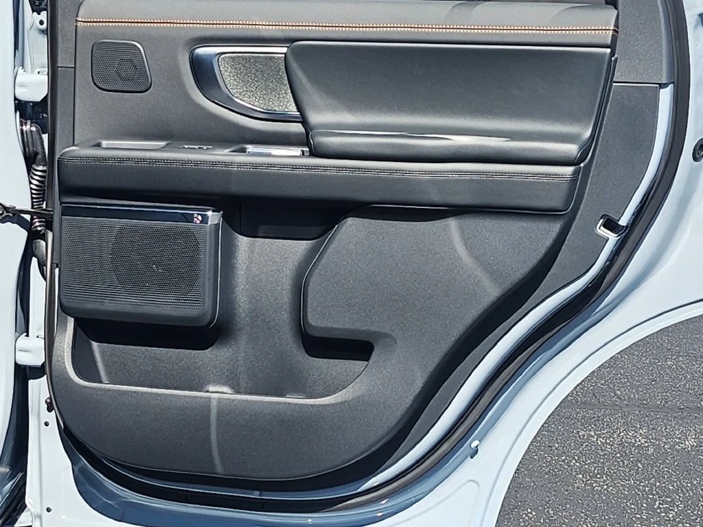 New 2027 Gray Ford Tremor image 40