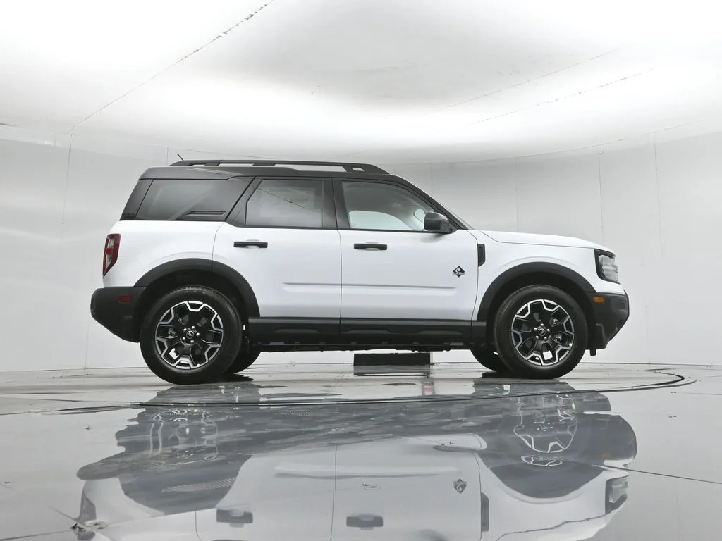 New 2026 Oxford White Ford Outer Banks image 7