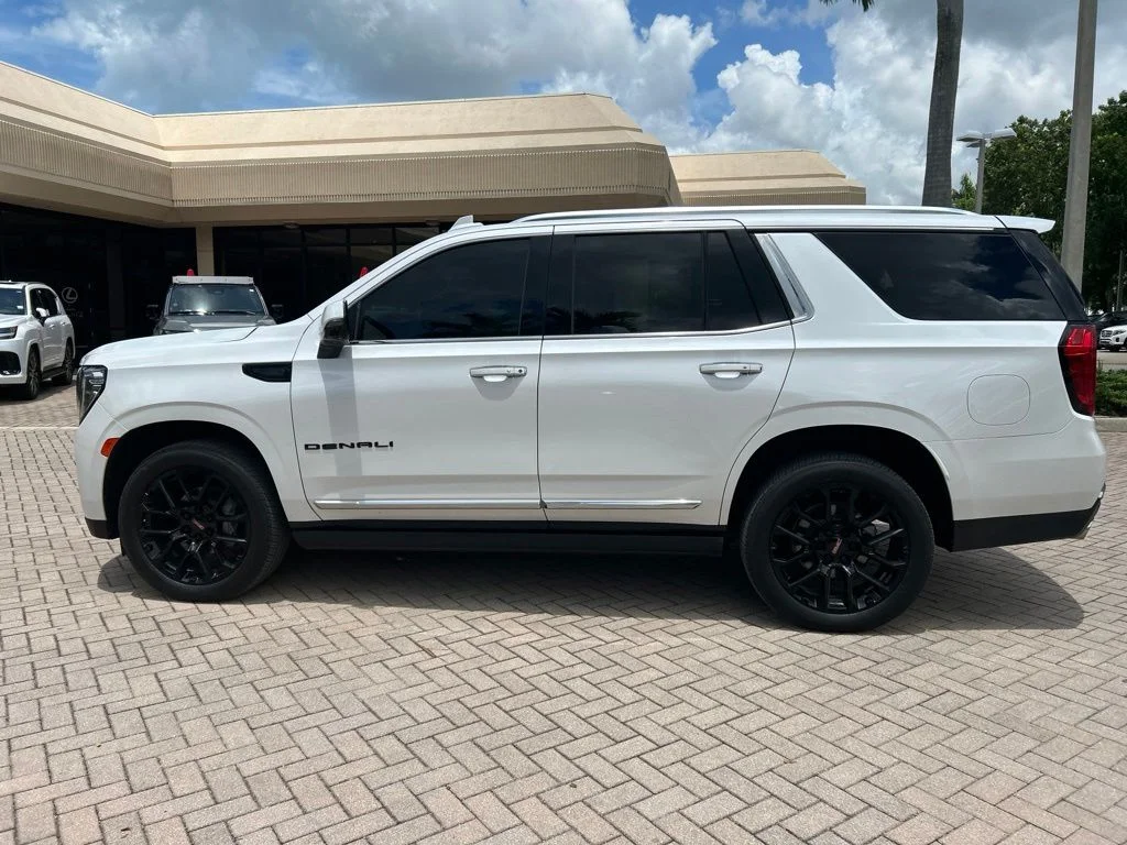 Used 2023 White GMC Denali image 6
