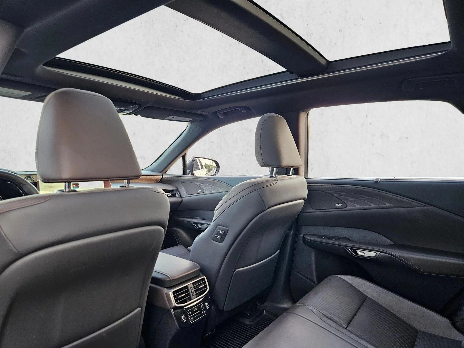 Used 2024 Caviar Lexus RX 450h+ Luxury image 19