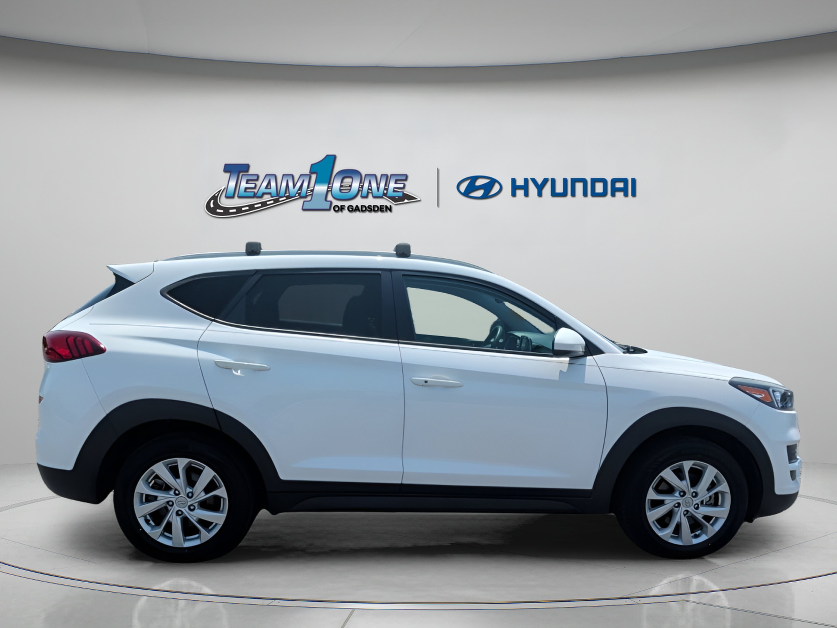Used 2020 Winter White Hyundai Value image 9