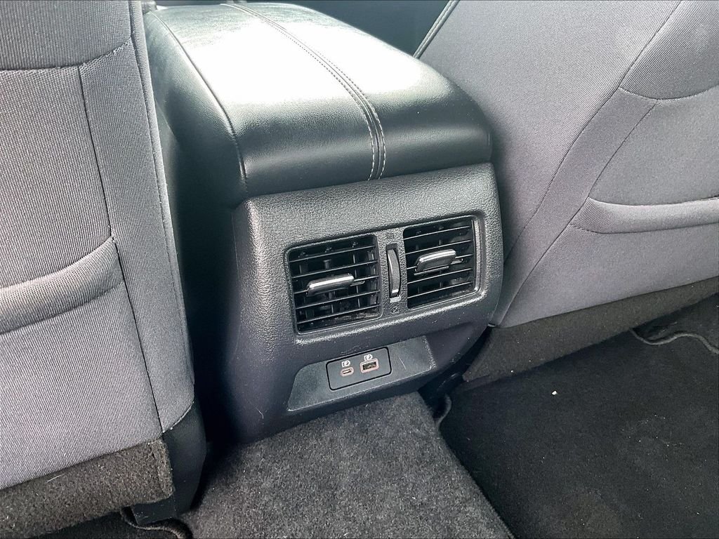 Used 2019 Gray Nissan 2.5 SV image 28