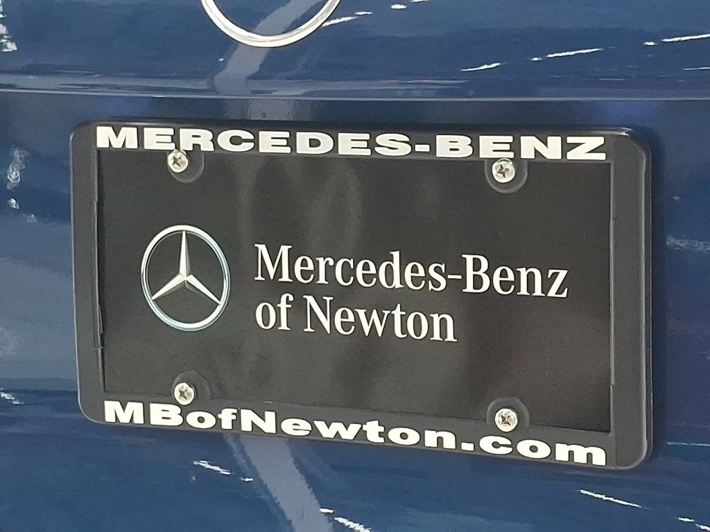New 2026 Starling Blue Metallic Mercedes-Benz GLB 250 image 30