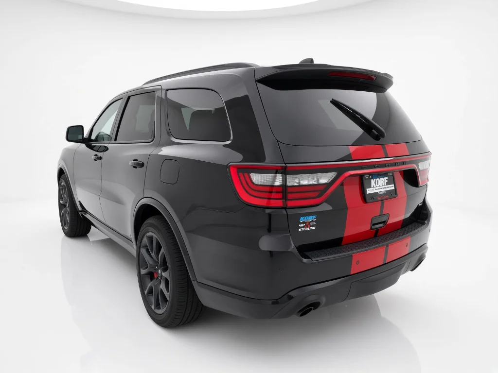 New 2026 Diamond Black Clear-Coat Exterior Paint Dodge R/T 392 Premium image 2