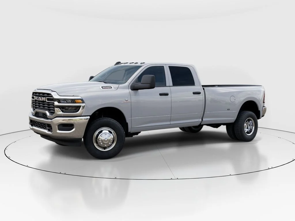 New 2026 Bright White Clear-Coat Exterior Paint RAM Tradesman image 2