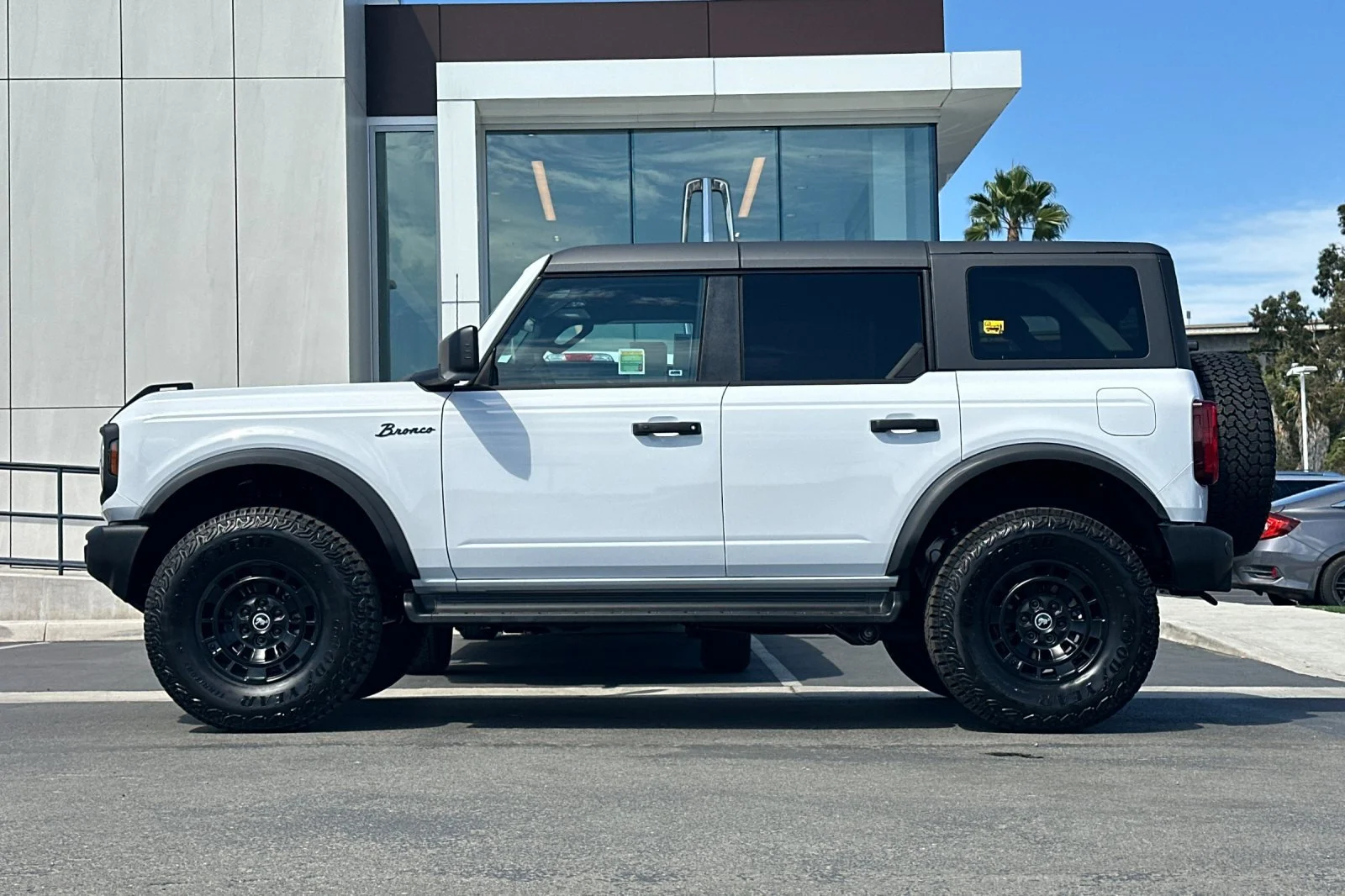 New 2026 Oxford White Ford Matte Black image 6