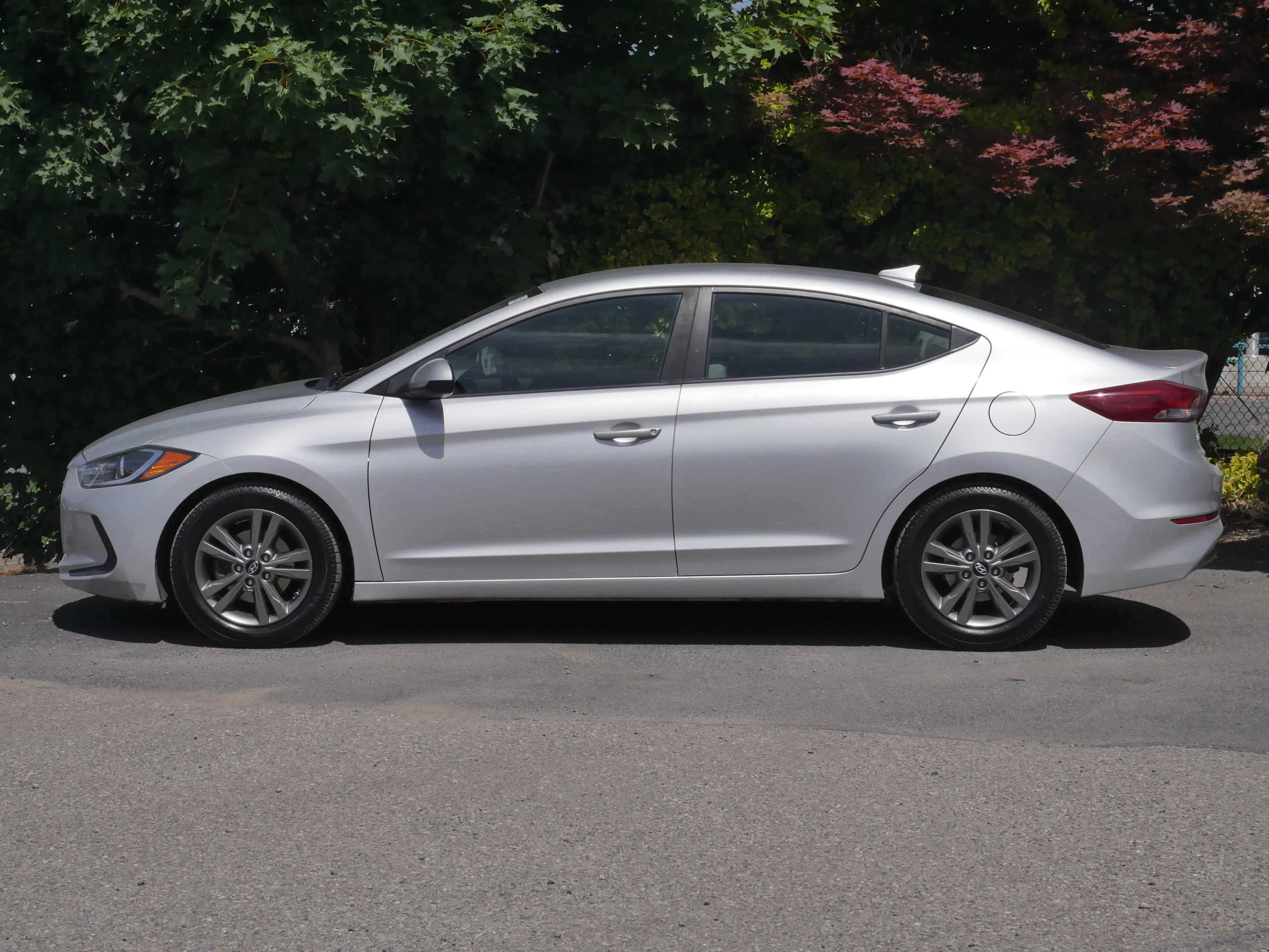 Used 2018 Symphony Silver Hyundai SEL image 13