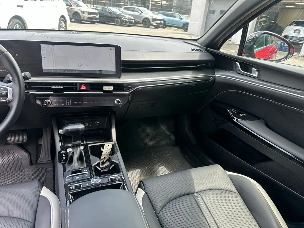 Used 2025 Red Kia GT-Line image 27