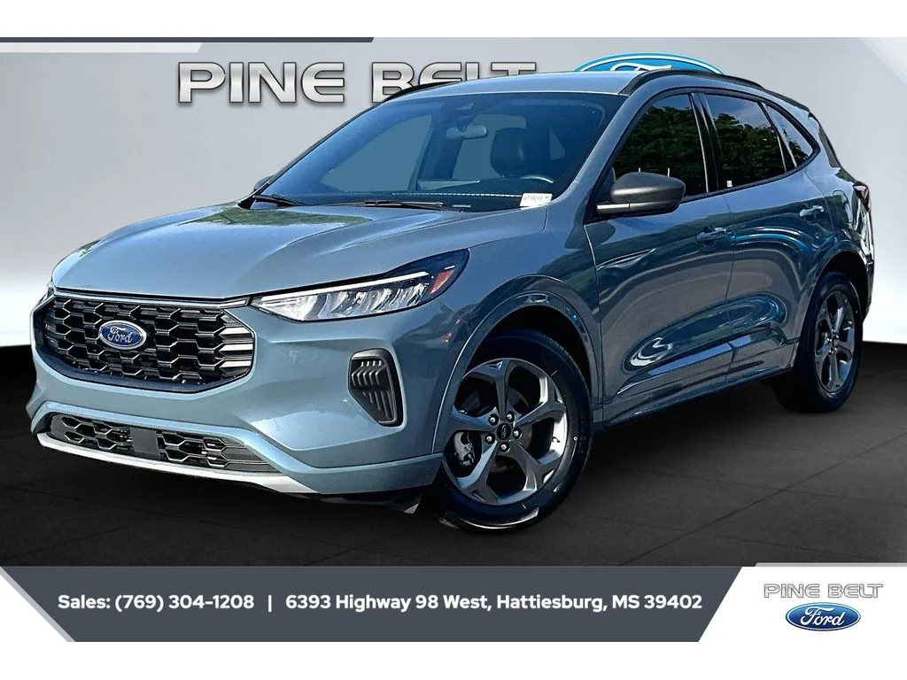 Used 2023 Vapor Blue Metallic Ford ST-Line image 10