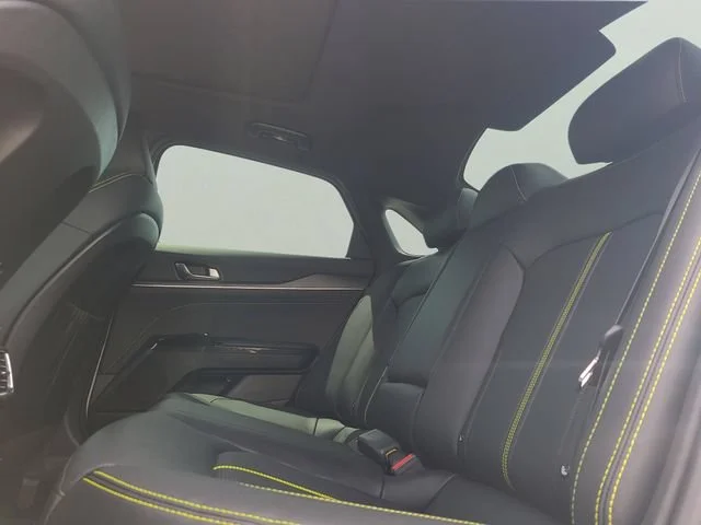 Used 2025  Kia GT image 12