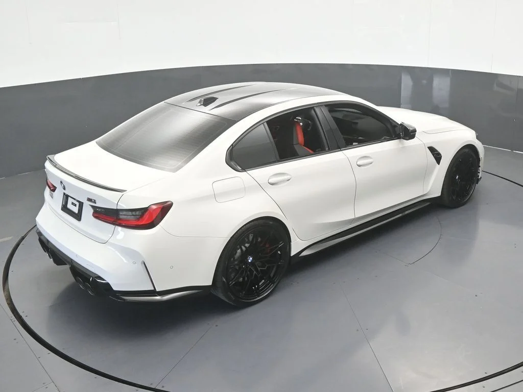Used 2026 Alpine White BMW Competition image 58