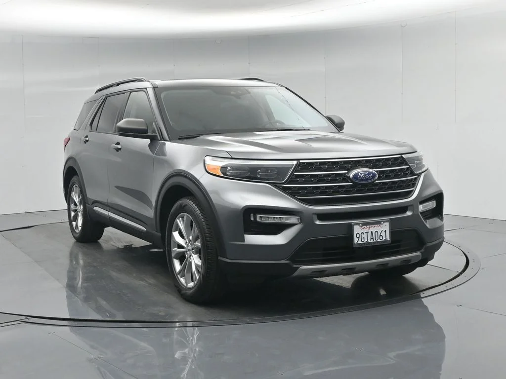 Certified Used 2023 Gray Ford XLT image 62