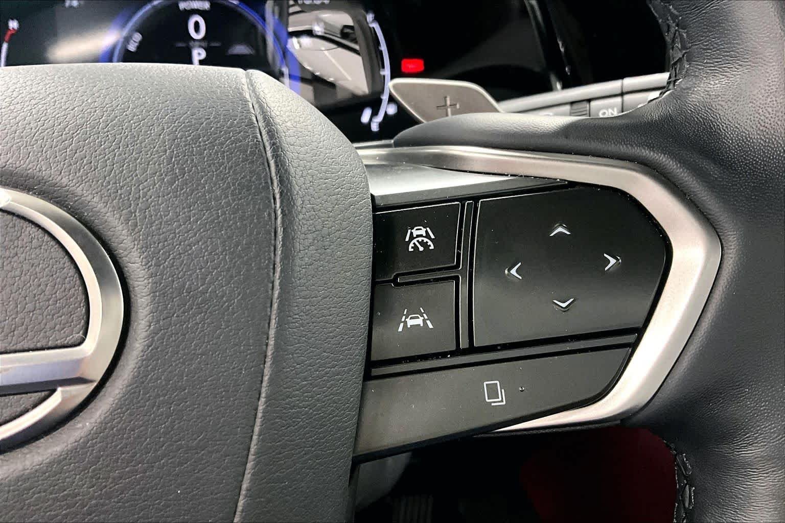 Used 2026 Ultra White Lexus Premium image 24