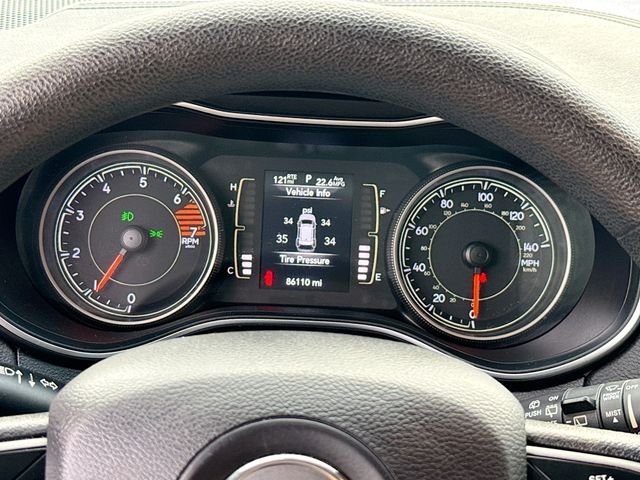 2019 Jeep Cherokee Latitude - Photo 12