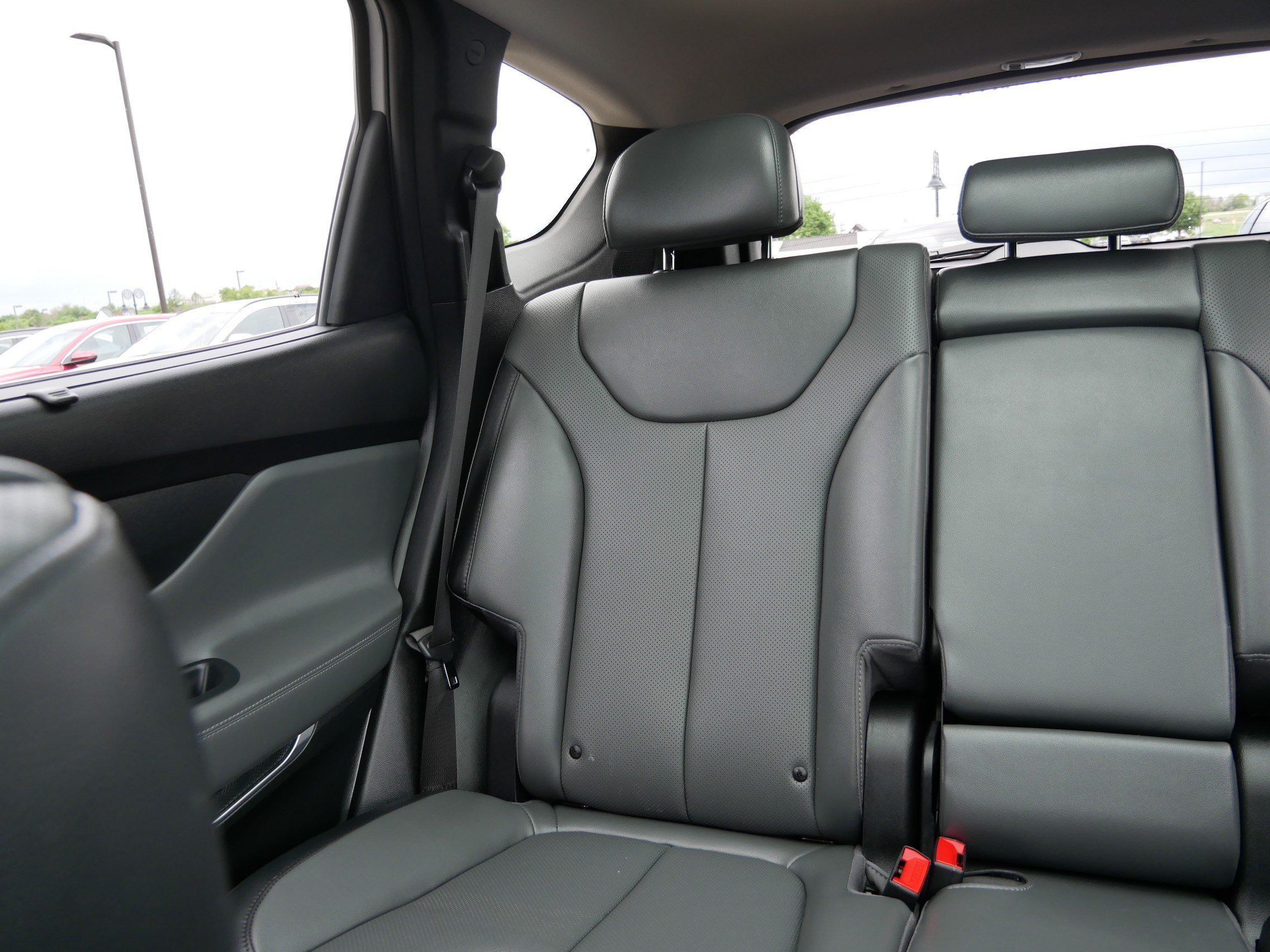 Certified Used 2023 Shimmering Silver Hyundai SEL image 12