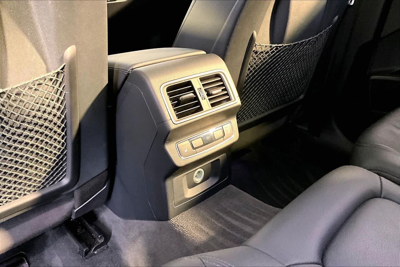 Used 2018 Ibis White Audi Prestige image 35
