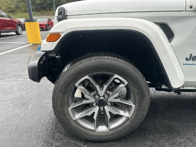 Used 2024 White Jeep Sport S 4xe image 20