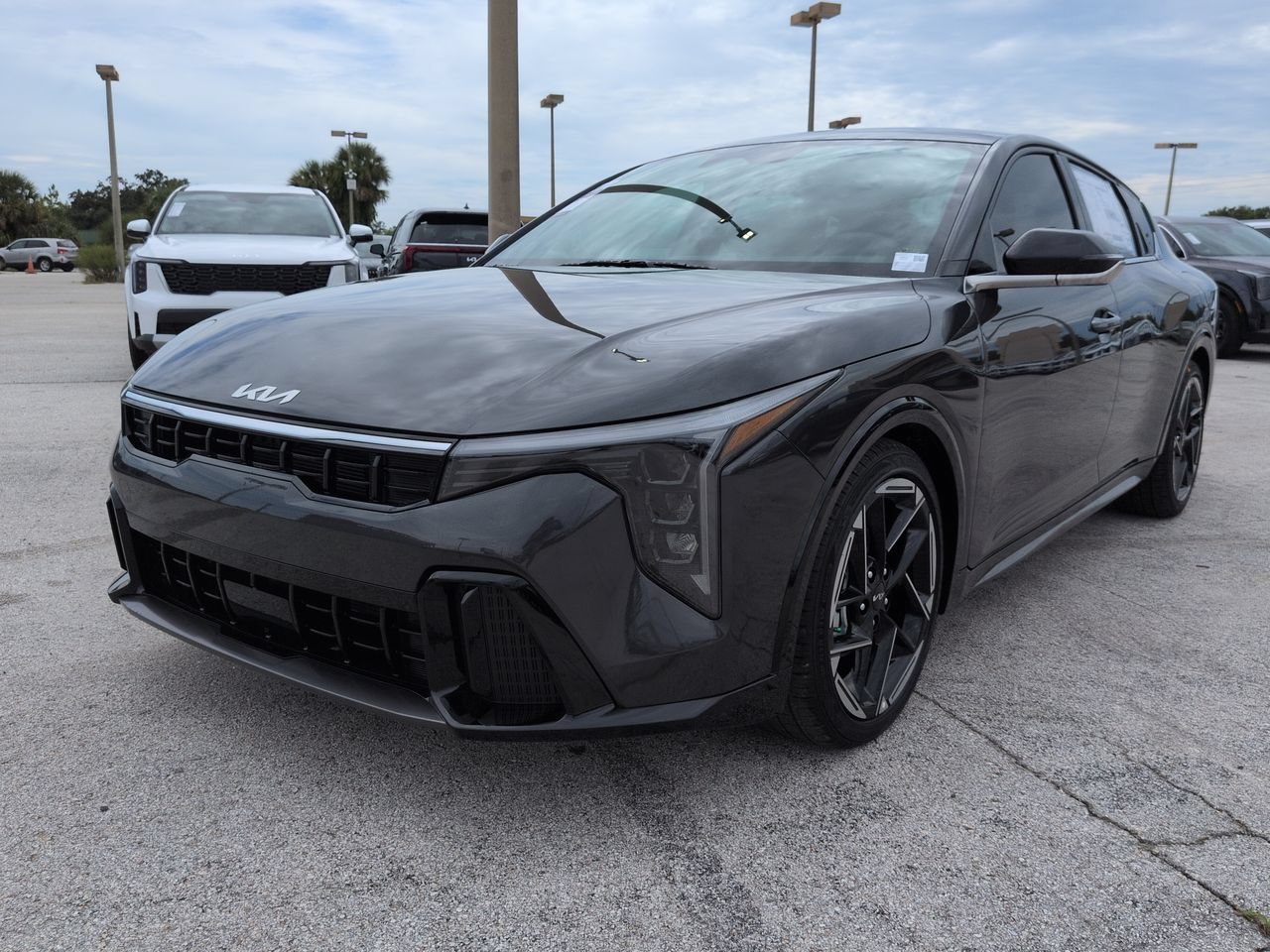 New 2026 Interstellar Gray Kia GT-Line image 8