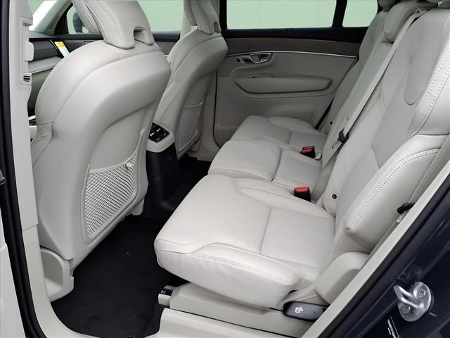 2026 Volvo XC90 Ultra - Photo 11