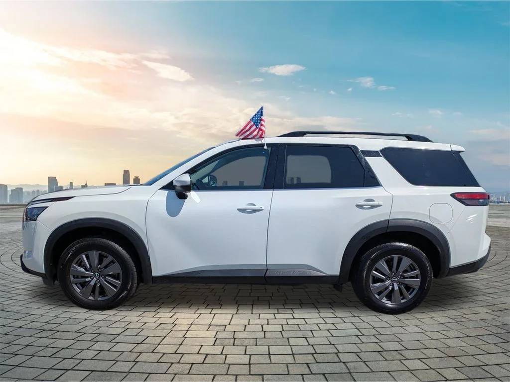 Certified Used 2024 Glacier White Nissan SV image 8