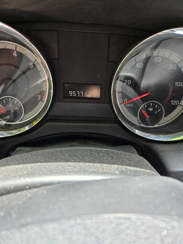 Used 2019 Red Dodge SXT image 2