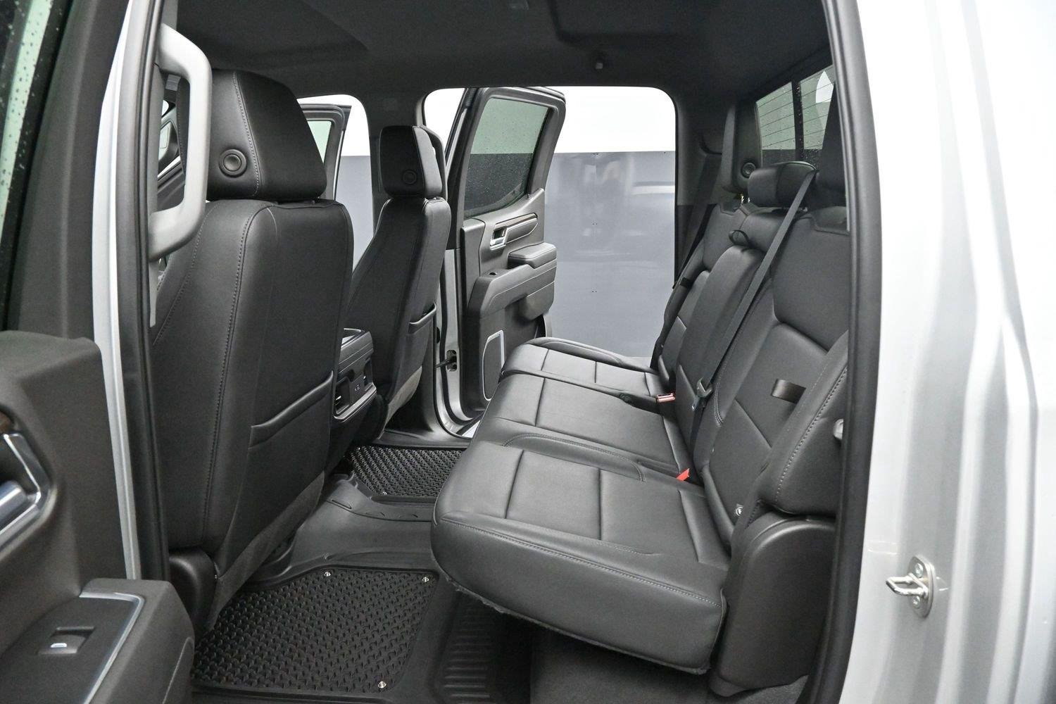 Used 2022 Silver Ice Metallic Chevrolet RST image 30