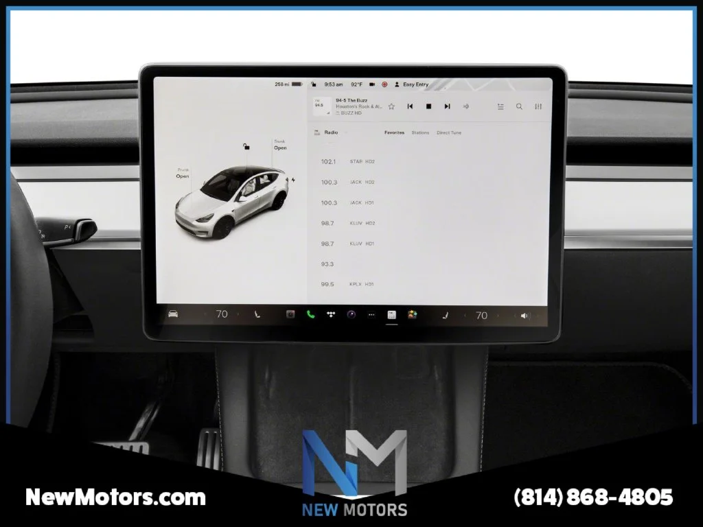 Used 2021 White Tesla Long Range image 7