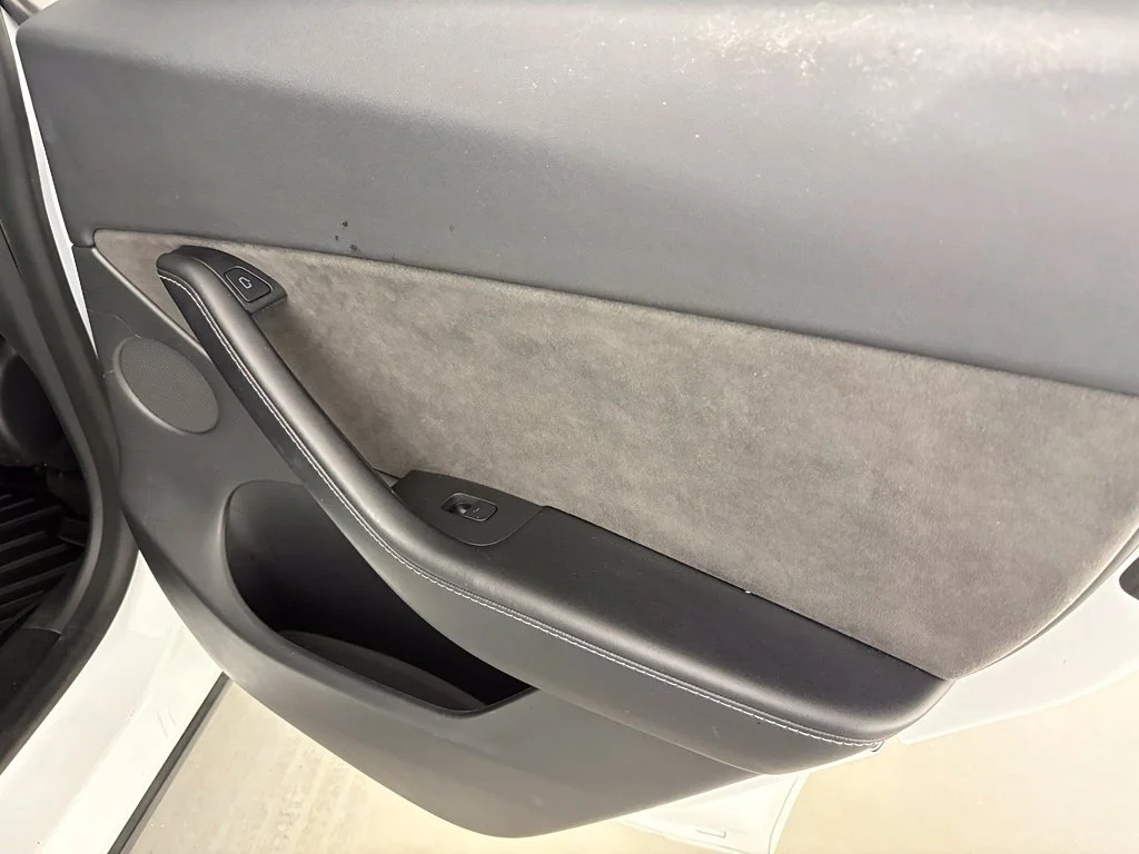 Used 2021 White Tesla Long Range image 37