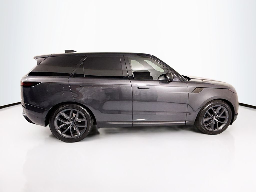Used 2024 Carpathian Grey Premium Metallic Land Rover SE image 4