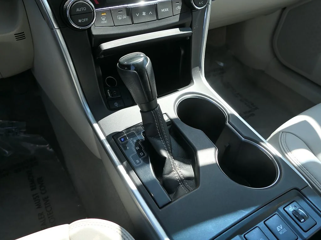 Used 2017 Gray Toyota XLE image 24