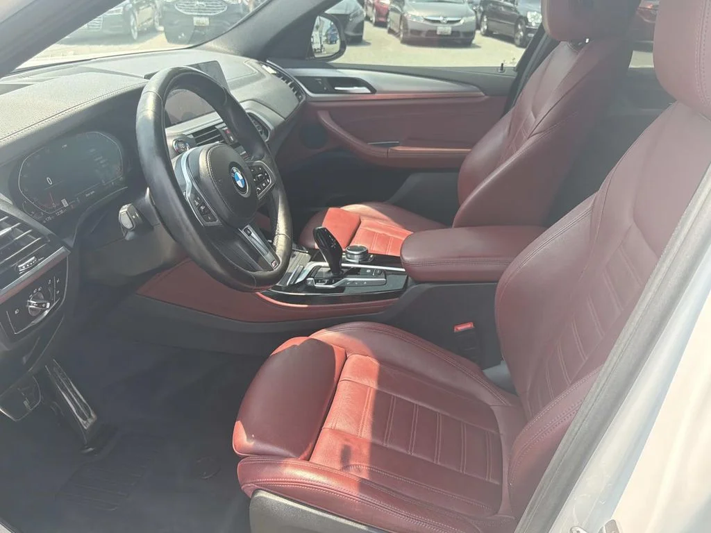 Used 2021 White BMW xDrive30i image 14