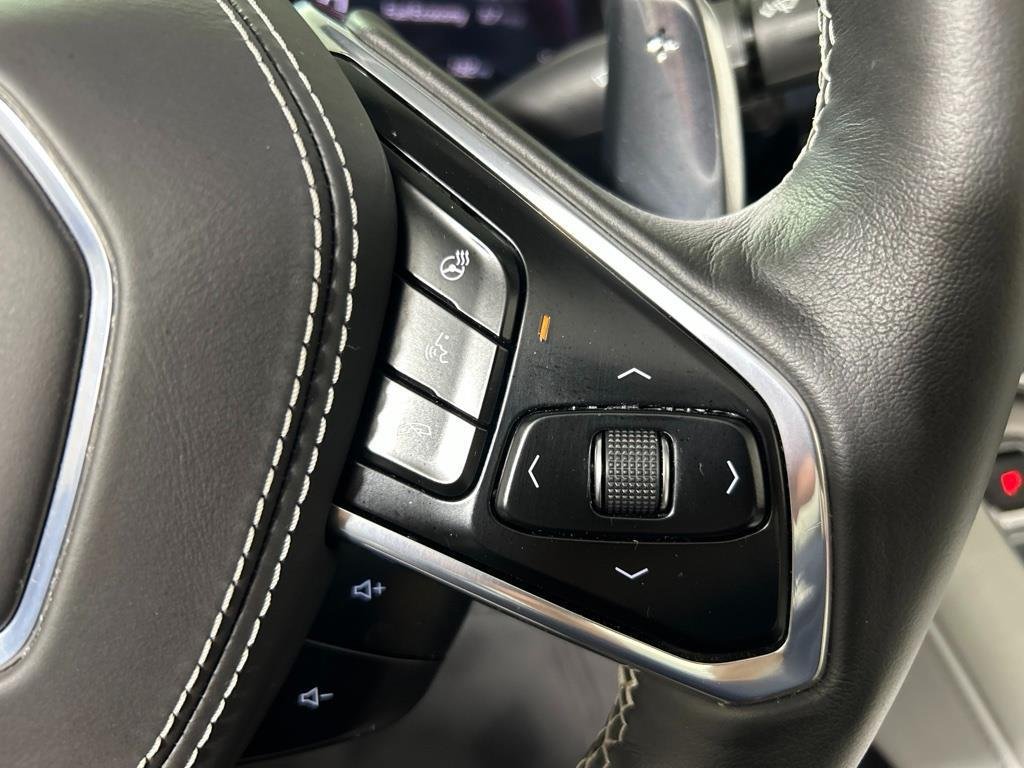 Used 2021 Arctic White Chevrolet 3LT image 10