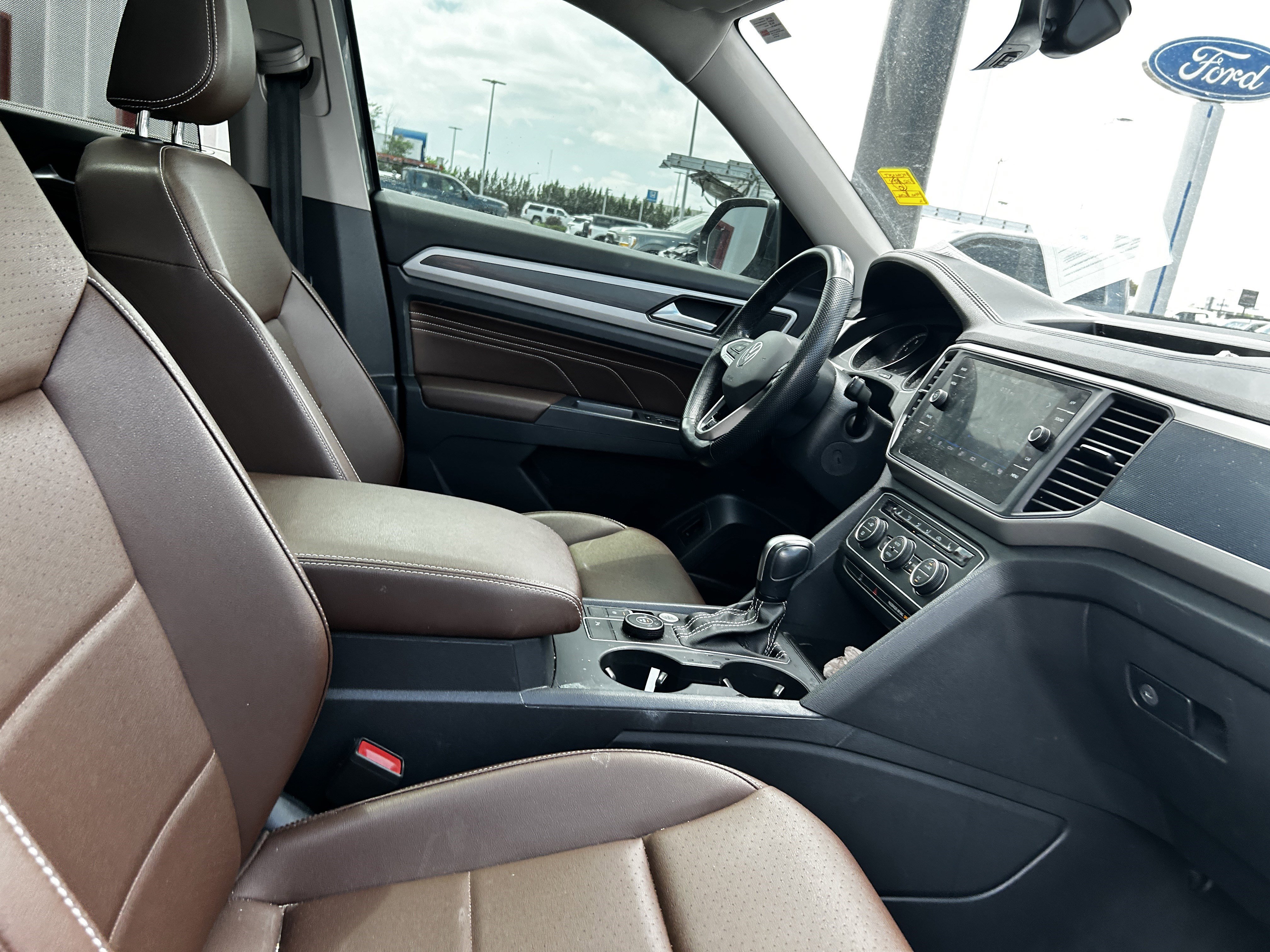 2021 Volkswagen Atlas SE w/Tech R-Line - Photo 12