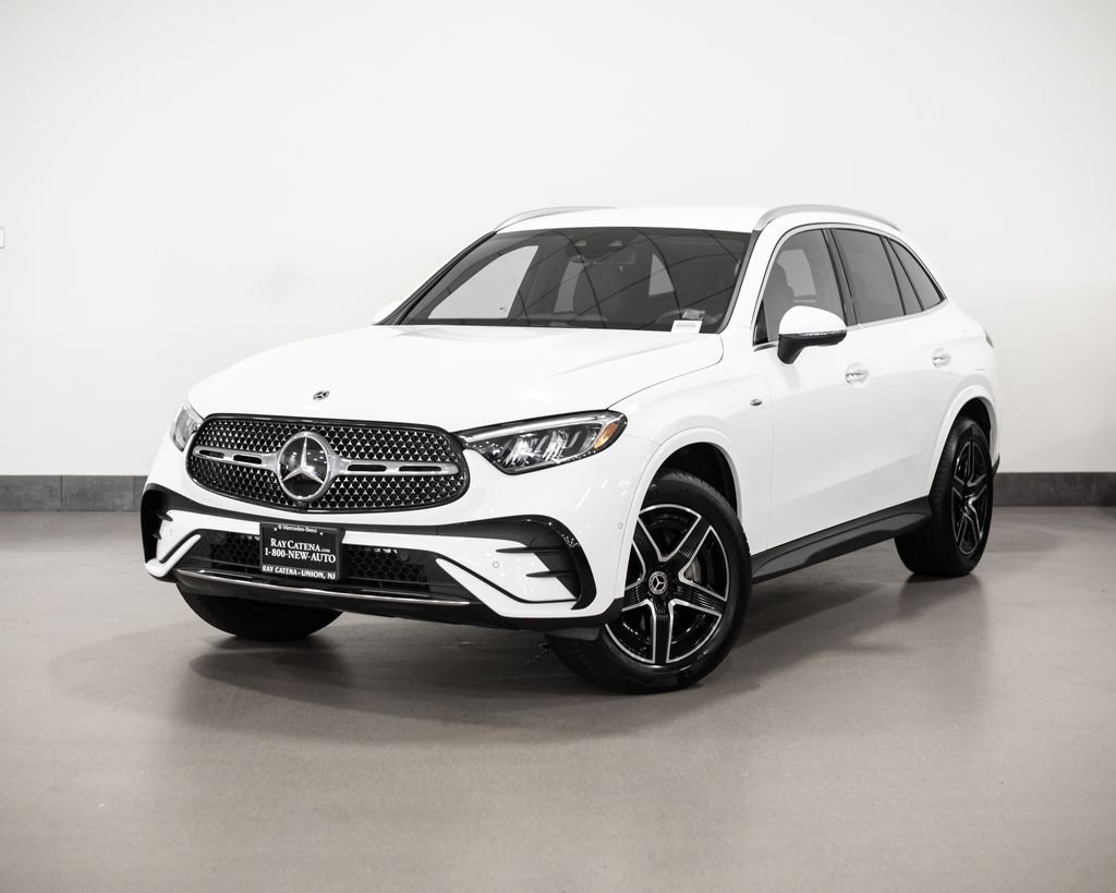 2025 Mercedes-Benz GLC