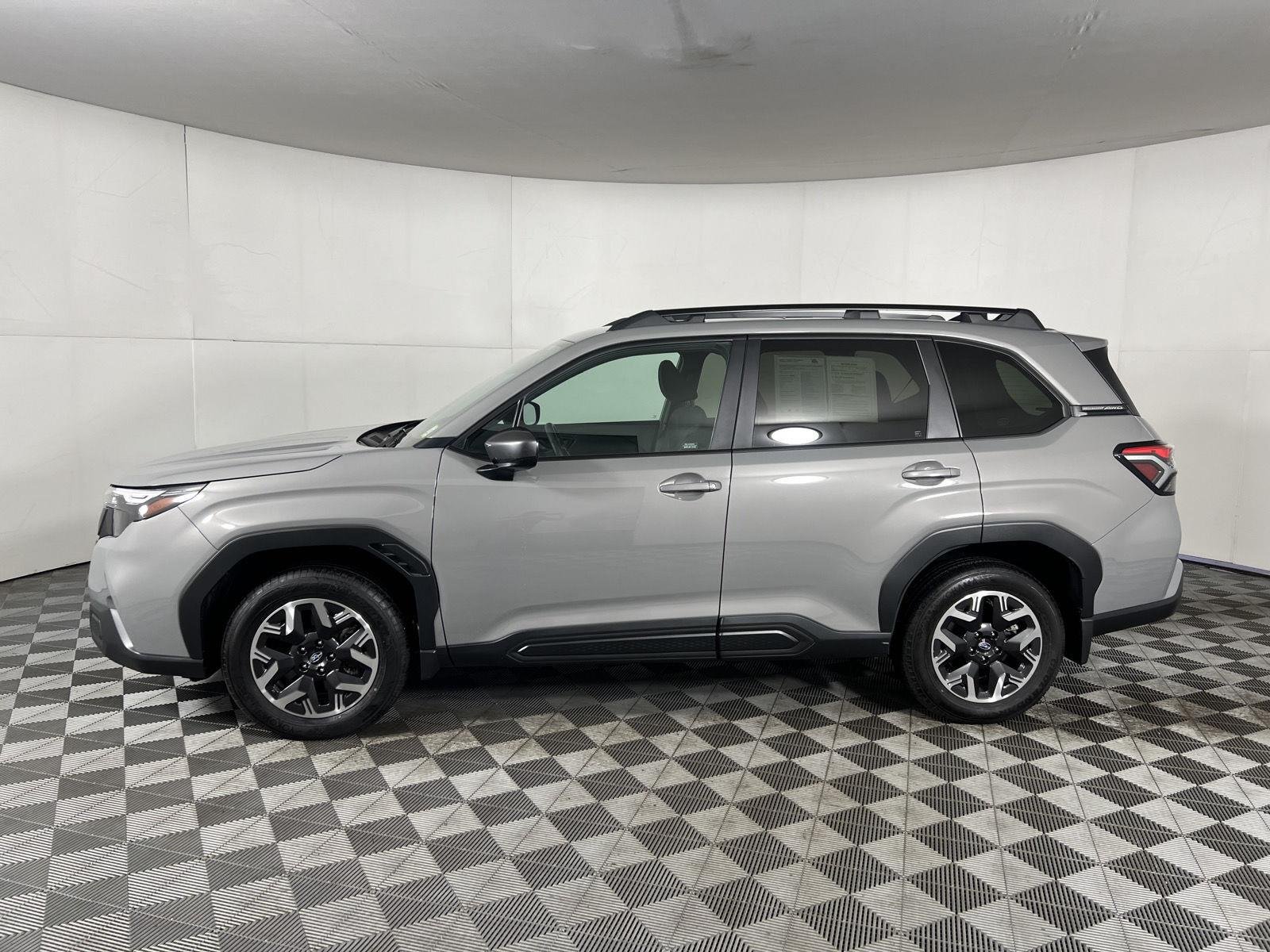 New 2026 Pearl Subaru Premium image 16