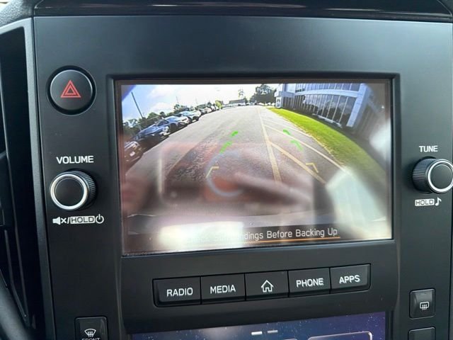 Used 2024 Gray Subaru Base image 17