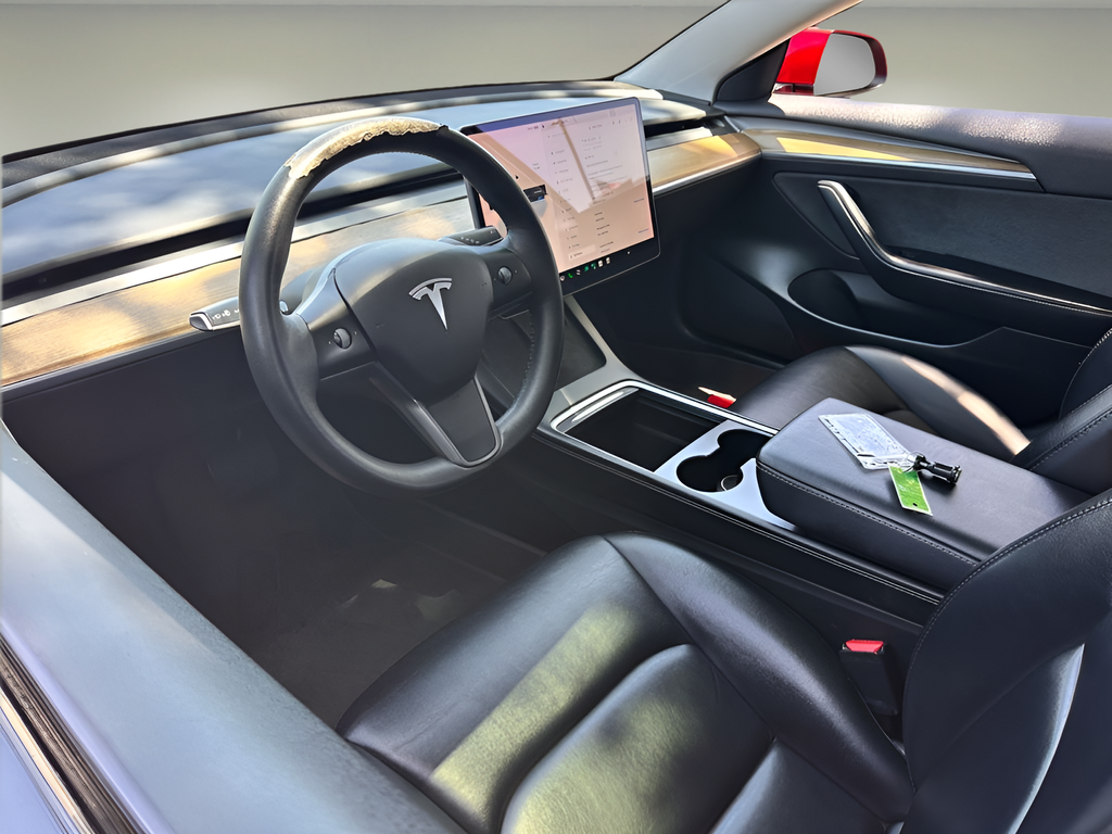 Used 2022  Tesla Long Range image 15