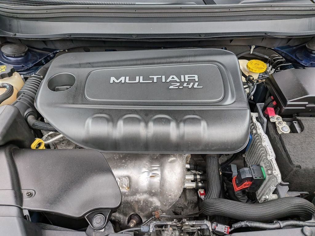 Certified Used 2016 Blue Jeep Limited image 28