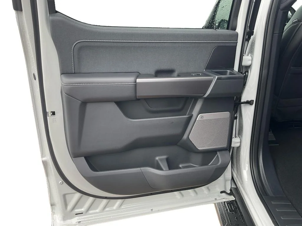 New 2026 Avalanche Ford Lariat® image 6