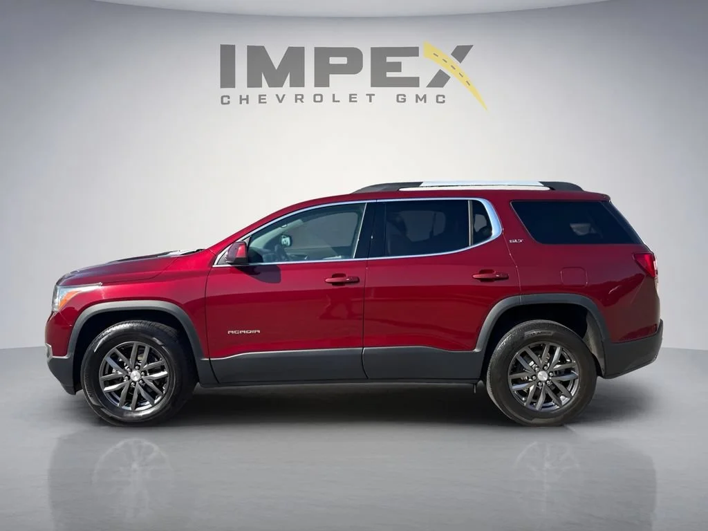 Used 2017 CRIMSON RED TINTCOAT GMC SLT image 2