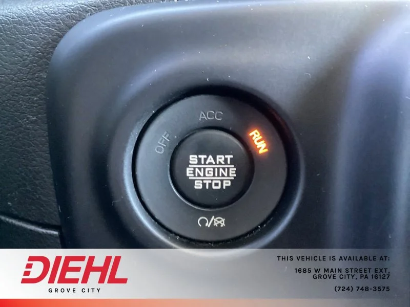 Used 2021 Black Jeep Mojave image 31
