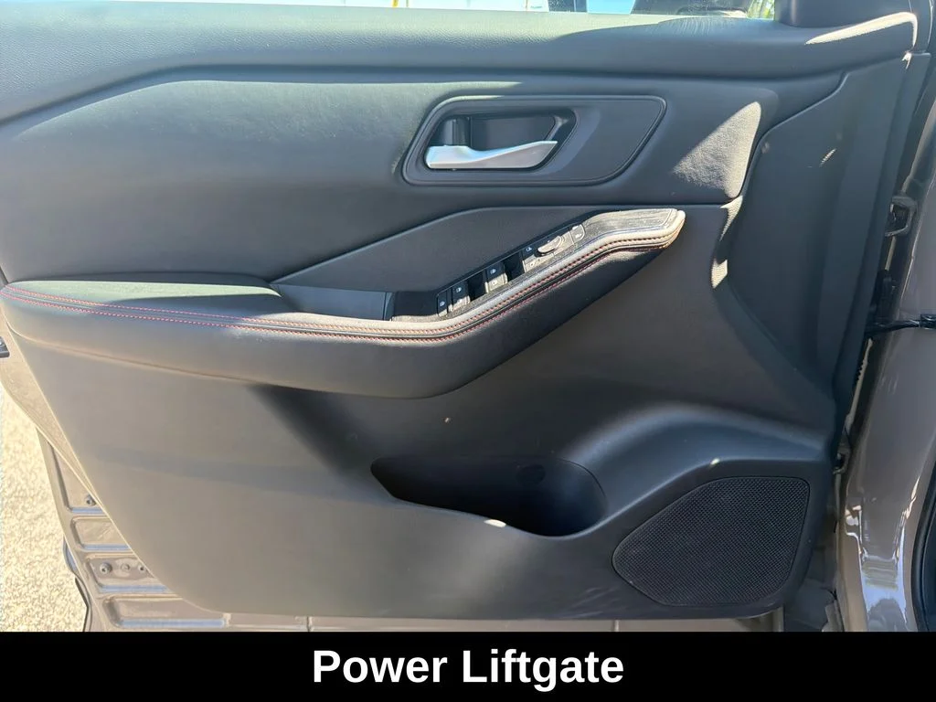 Used 2025 Beige/tan Nissan Rock Creek image 12