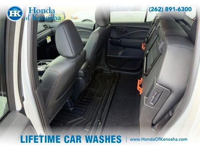 Certified Used 2025 Platinum White Pearl Honda TrailSport image 10