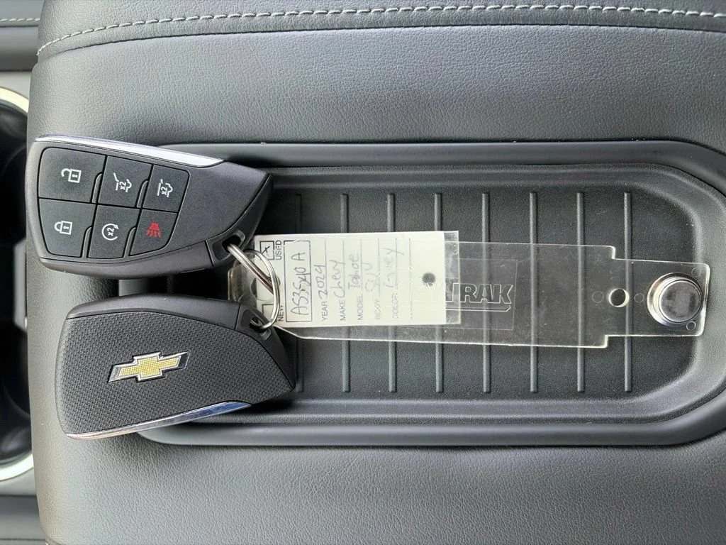 Used 2024 Sterling Gray Metallic Chevrolet Z71 image 24