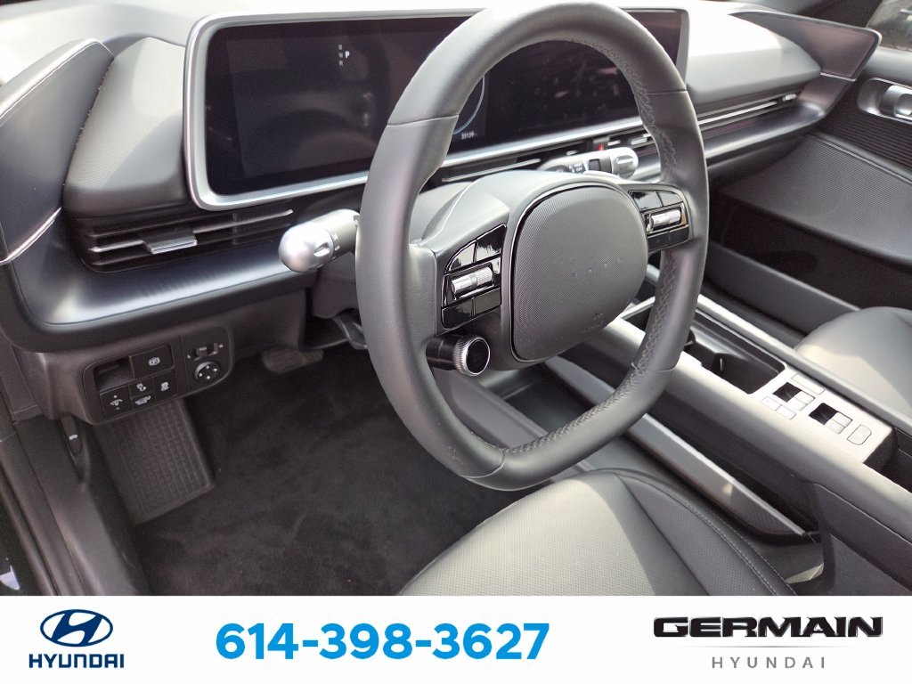 Used 2023 Green Hyundai SEL image 18