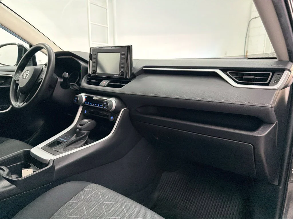Used 2021 Gray Toyota XLE image 31