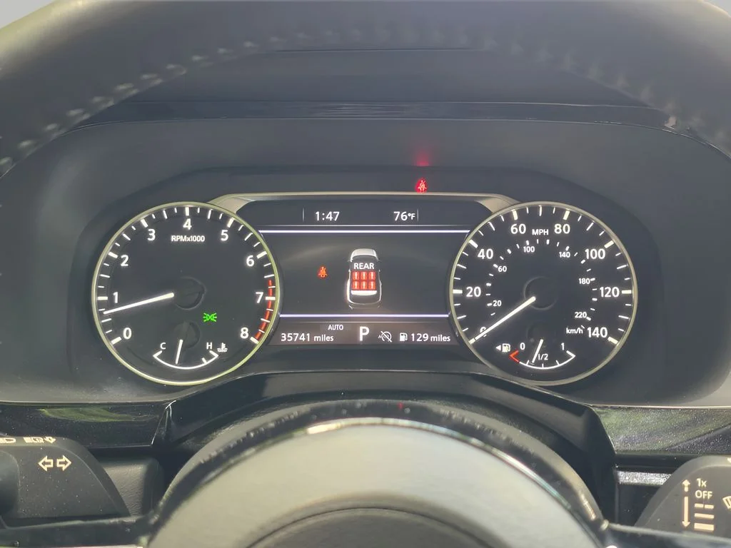 Used 2025 Super Black Nissan SL image 13
